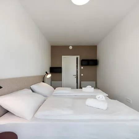 Spacious 2-bedroom With A Terrace In Central Laibach