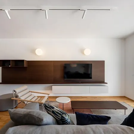 Appartement Spacious 2-bedroom With A Terrace In Central *